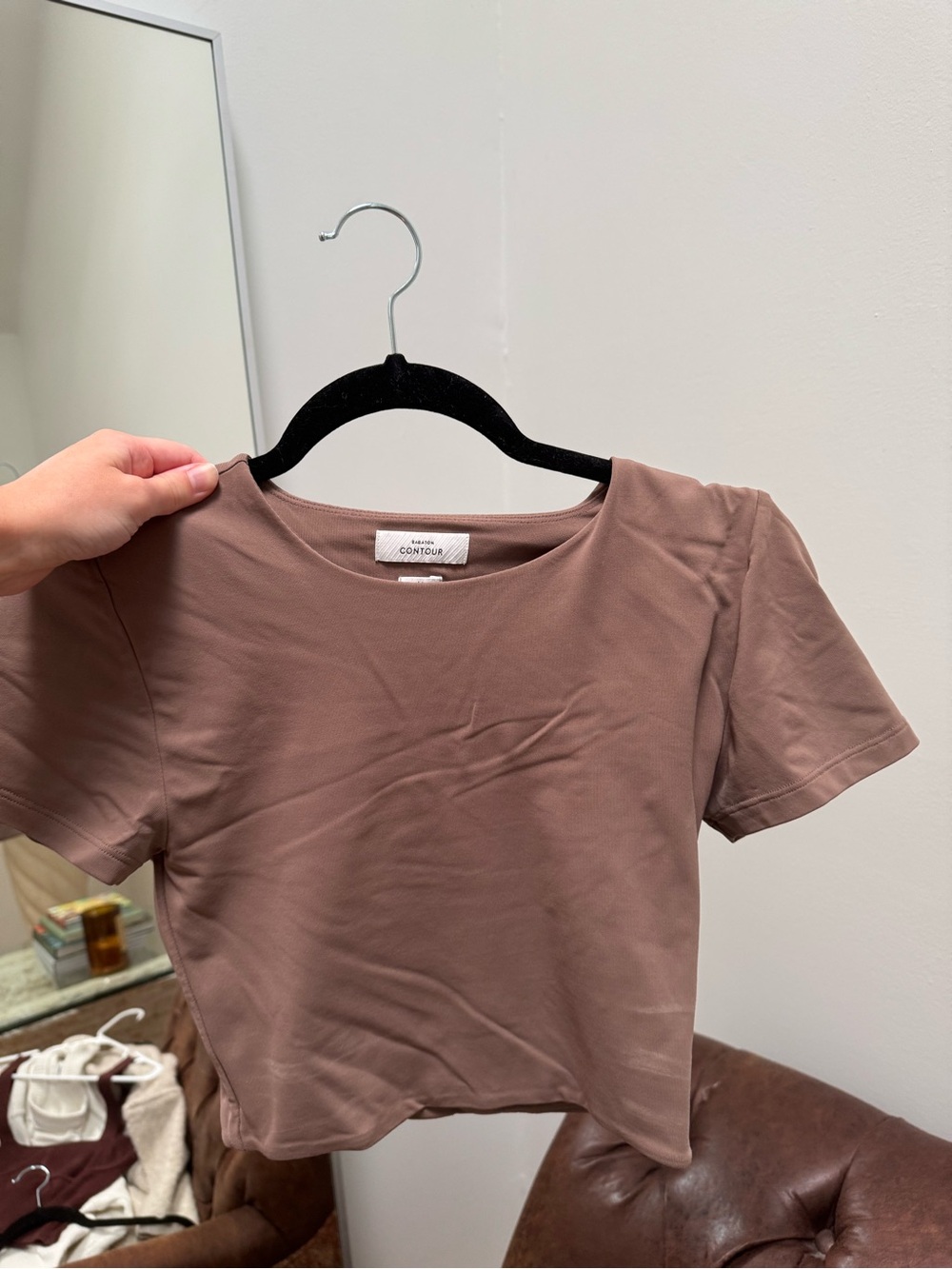 Aritzia Brown Babaton Contour Tee boat Neck Crop Top